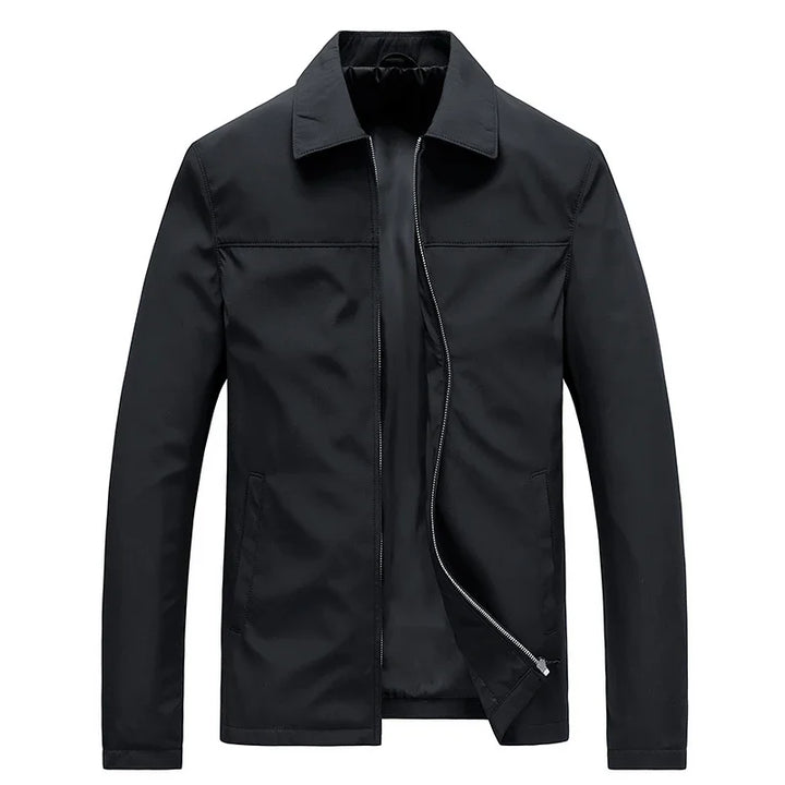 Schwarze Herren Slim Fit Jacke in detaillierter Ansicht mit offenem Reißverschluss