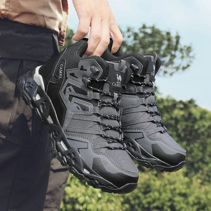 Herren Wanderstiefel in Weiss, ideal für leichte Wanderungen