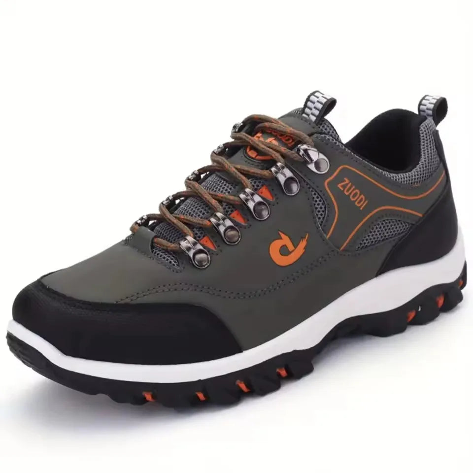 Robuste Outdoorschuhe für Herren mit starkem Profil für festen Halt