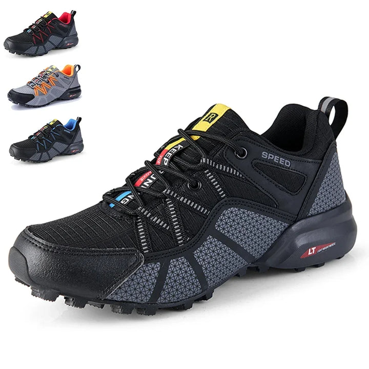 Schwarze Herren Outdoor Wanderschuhe mit rutschfester Sohle in Detailansicht