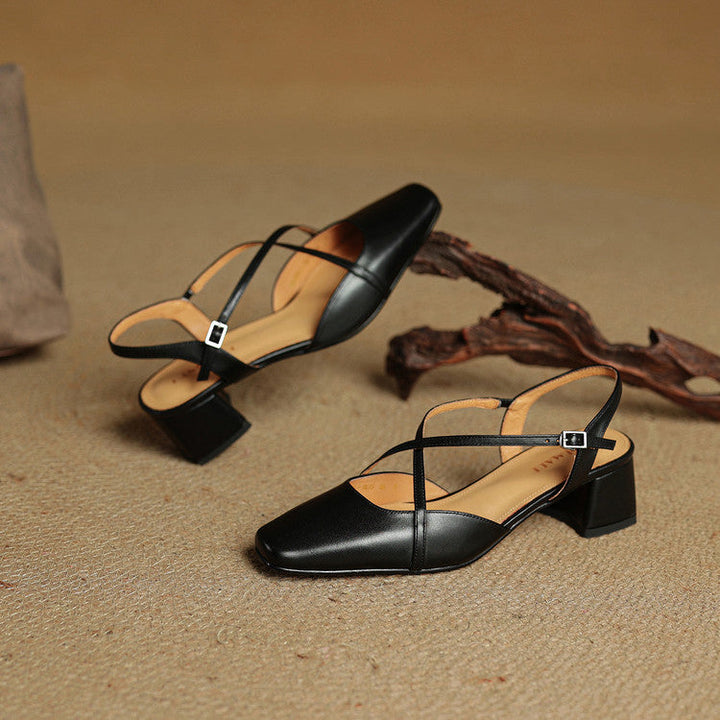 Zeitlose schwarze High Heels, ideal für Business und Abend.