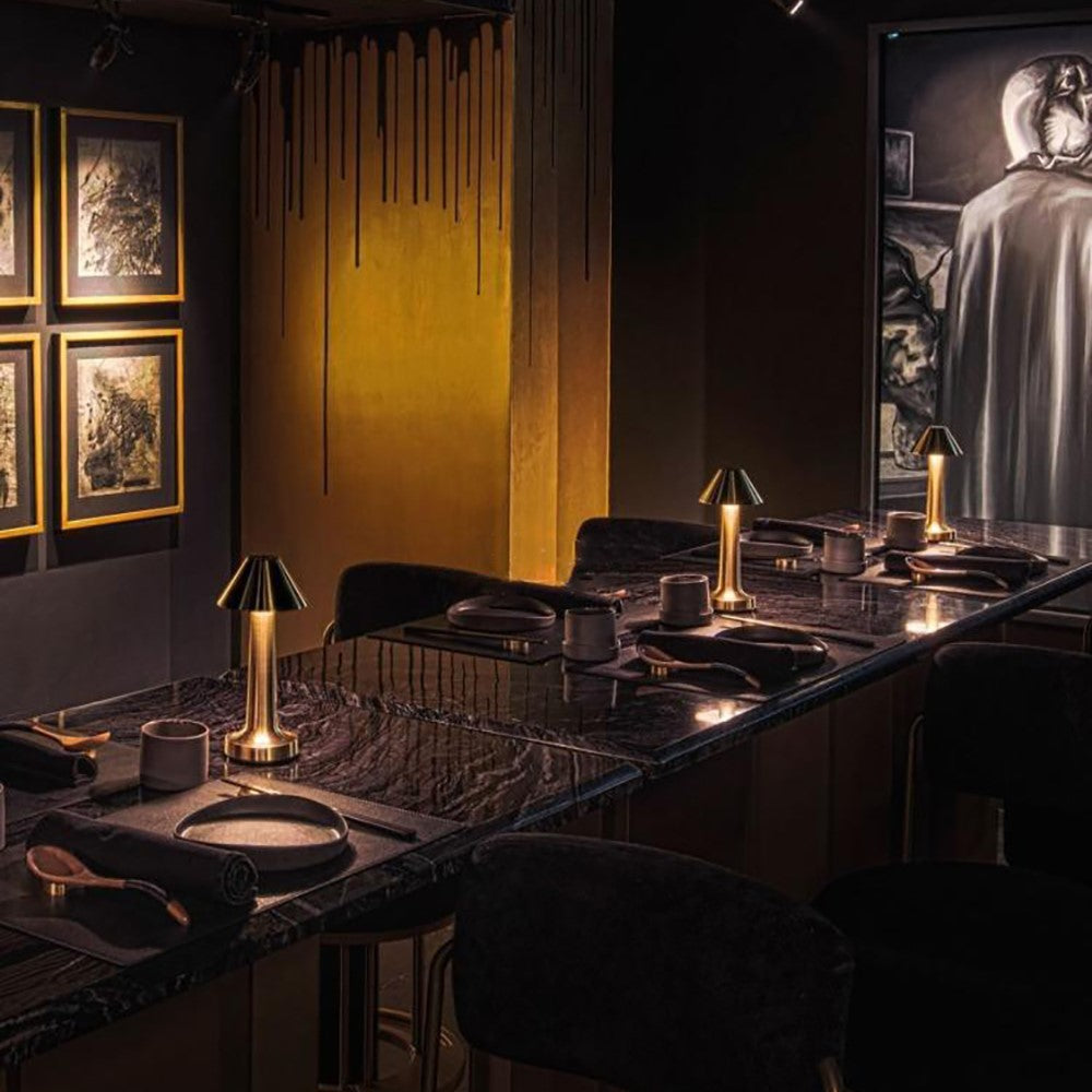 Elegante Tischlampe für Restaurants und Bars - Energiesparend
