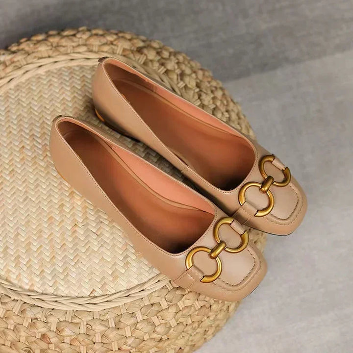 Bequeme orthopädische Schuhe für Damen, Modell Erica, Sohlenansicht für Fußpflege