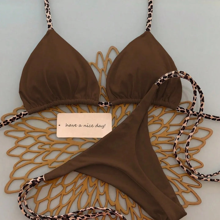 Figurbetonte Tanga Bikini-Hose: Leopardenmuster Unterteil, Damenbikini Strandmode, perfekt für den Sommer.