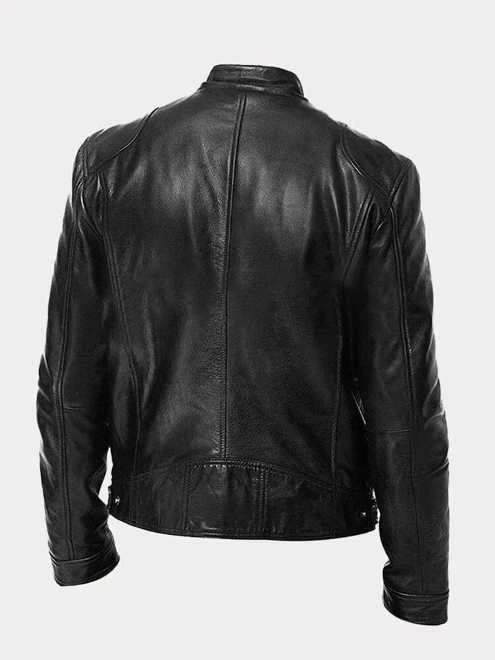 Details der schwarzen Herrenjacke mit hochwertigem Verschluss