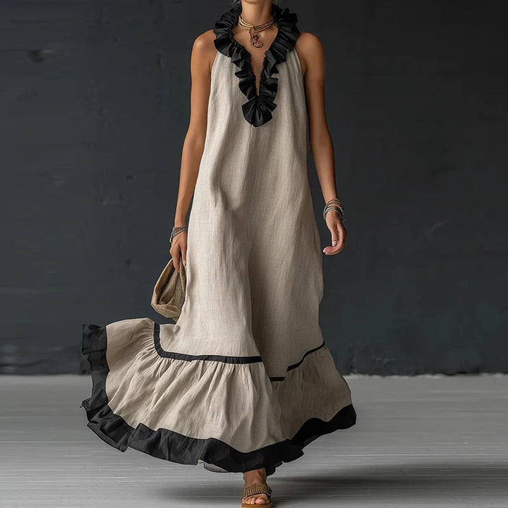 Ursina Rüschenkleid in Beige mit V-Ausschnitt und lockerem Schnitt