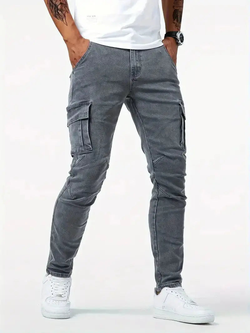 Blaue Slim Fit Herren Jeans mit schmaler Passform. Bequeme Alltagsjeans, ideal für einen modernen Look.