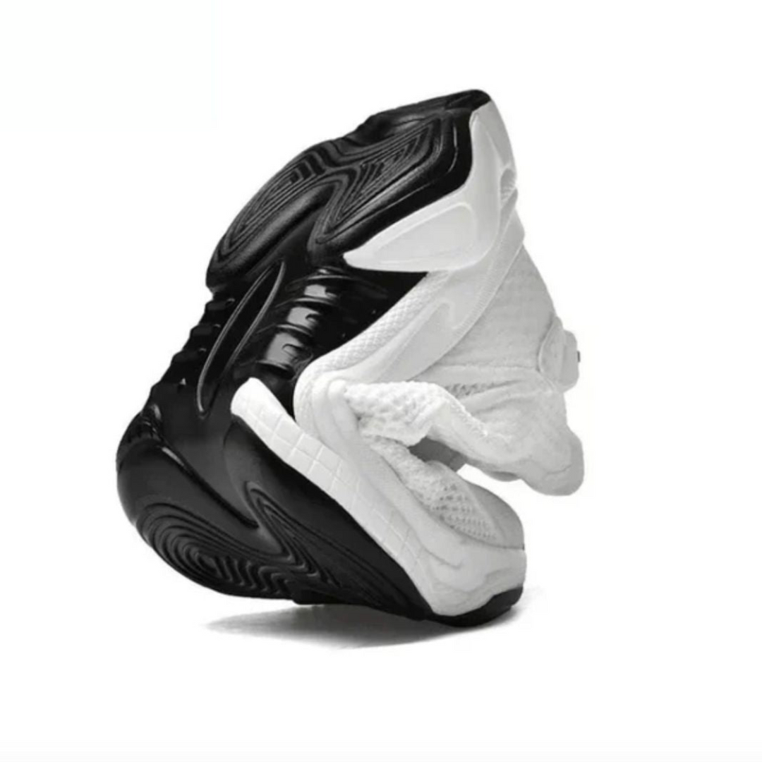Bequeme Herren Freizeitschuhe mit versteckter Erhöhung. Alltagstauglich, leicht und mit ergonomischem Design.