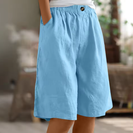 Damen Shorts in Trendfarbe, luftige Freizeithose für warme Tage