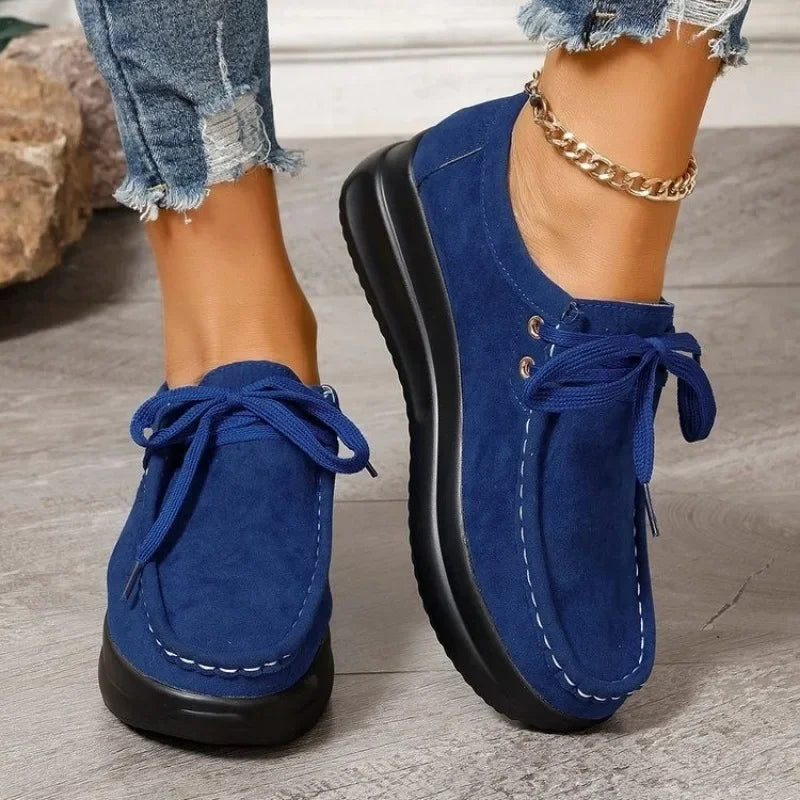 Damen Sneakers mit praktischer Schnürung für perfekten Sitz