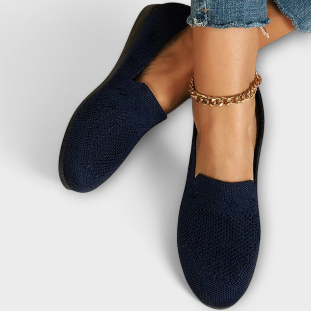 Elegante Damen Loafer in Dunkelblau, Vorderansicht, für Büro und Freizeit