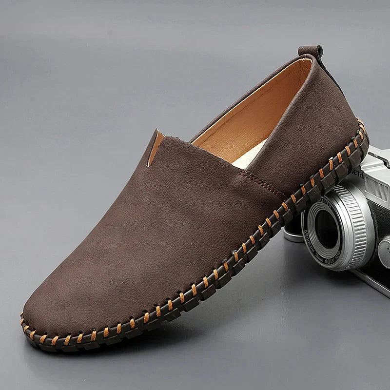 Business Slipper Herren: Elegante Slip-On Schuhe, vielseitig und bequem, ideal für den Alltag.