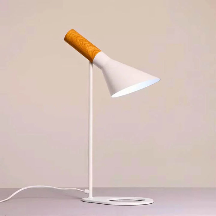 Moderne LED Tisch- und Wandleuchte Minimalistisches Design
