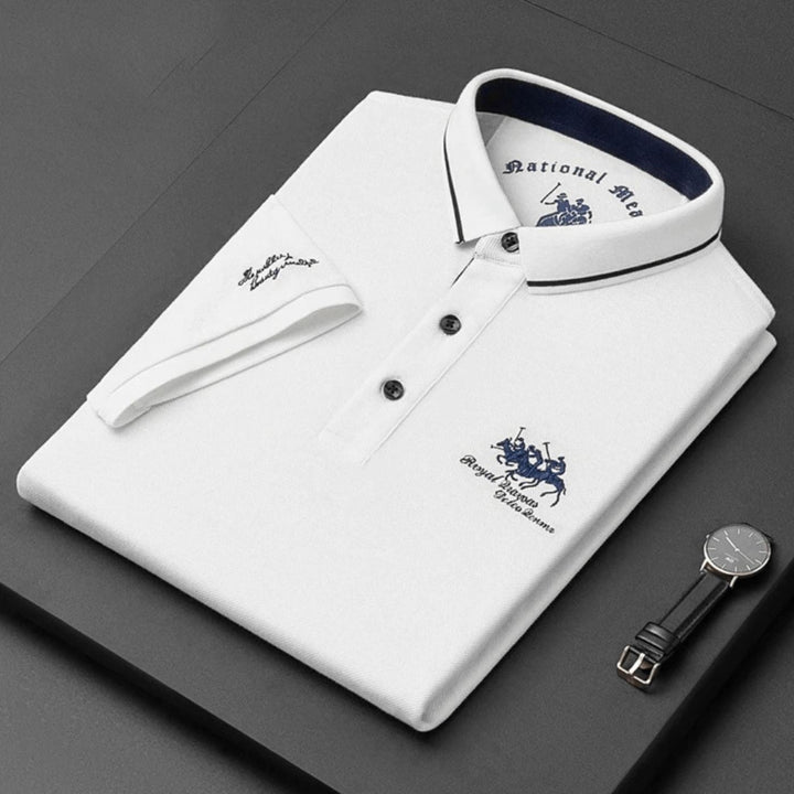 Elegantes Herren Polohemd. Luxuriöser Komfort, stilvolle Optik für den modernen Mann. Perfekt für den Sommer.
