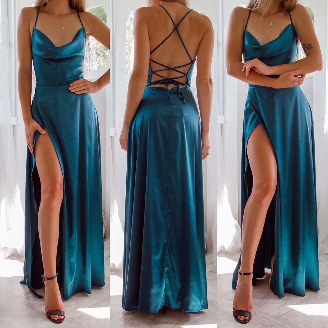 Modernes elegantes Damenkleid, Maxikleid mit hohem Beinschlitz, ideal für Abendveranstaltungen.
