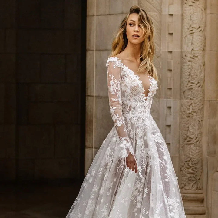 Damen Brautkleid aus Spitze, Weiß, Elegantes Design