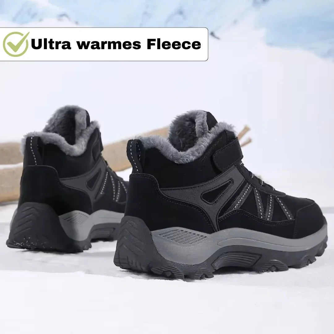 Detailansicht des Klettverschlusses eines warmen, rutschfesten Damen Winter-Stiefels.