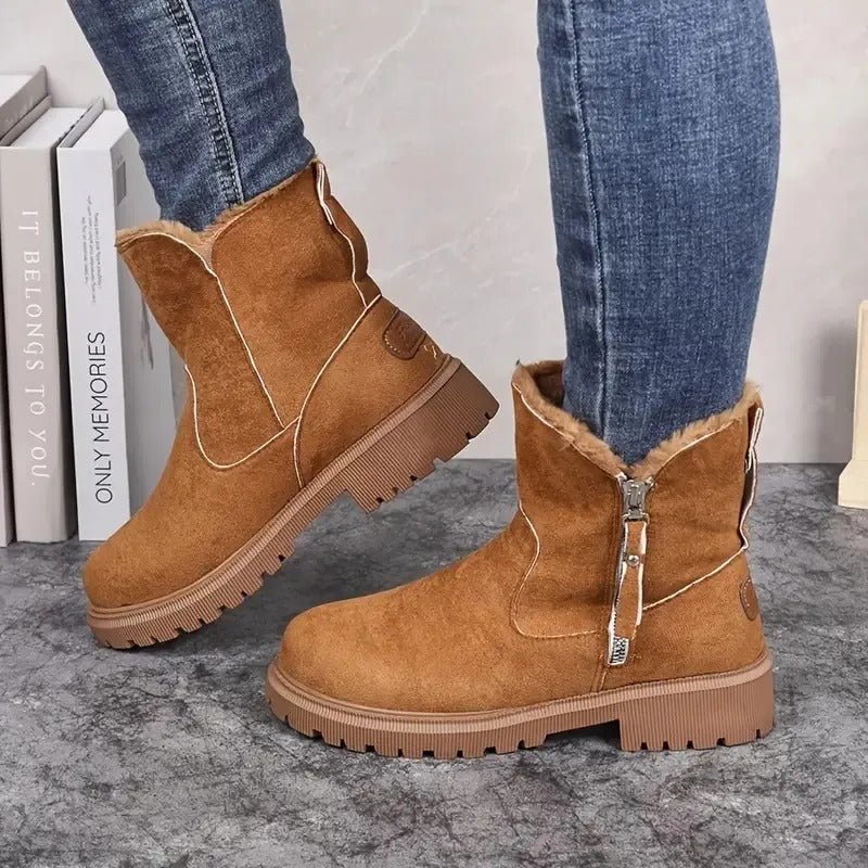 Warme Damen Winterstiefel für kalte Tage. Die bequemen Boots halten die Füße dank Warmfutter kuschelig warm.