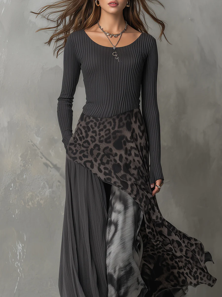 Elegantes Damen Langarm-Maxikleid im Leopardenmuster, ideal für einen bequemen und stilvollen Alltags-Look. Damenmode.