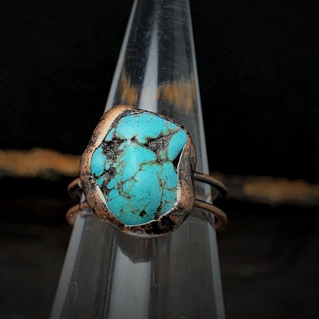 Rohstein-Geburtsring: Unikat-Schmuck