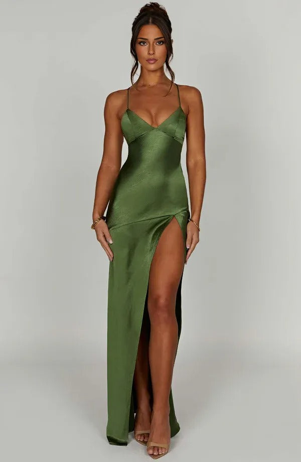 Schickes Damen Maxikleid mit V-Ausschnitt und Beinschlitz, ideal für Hochzeitsgäste und Feiern.