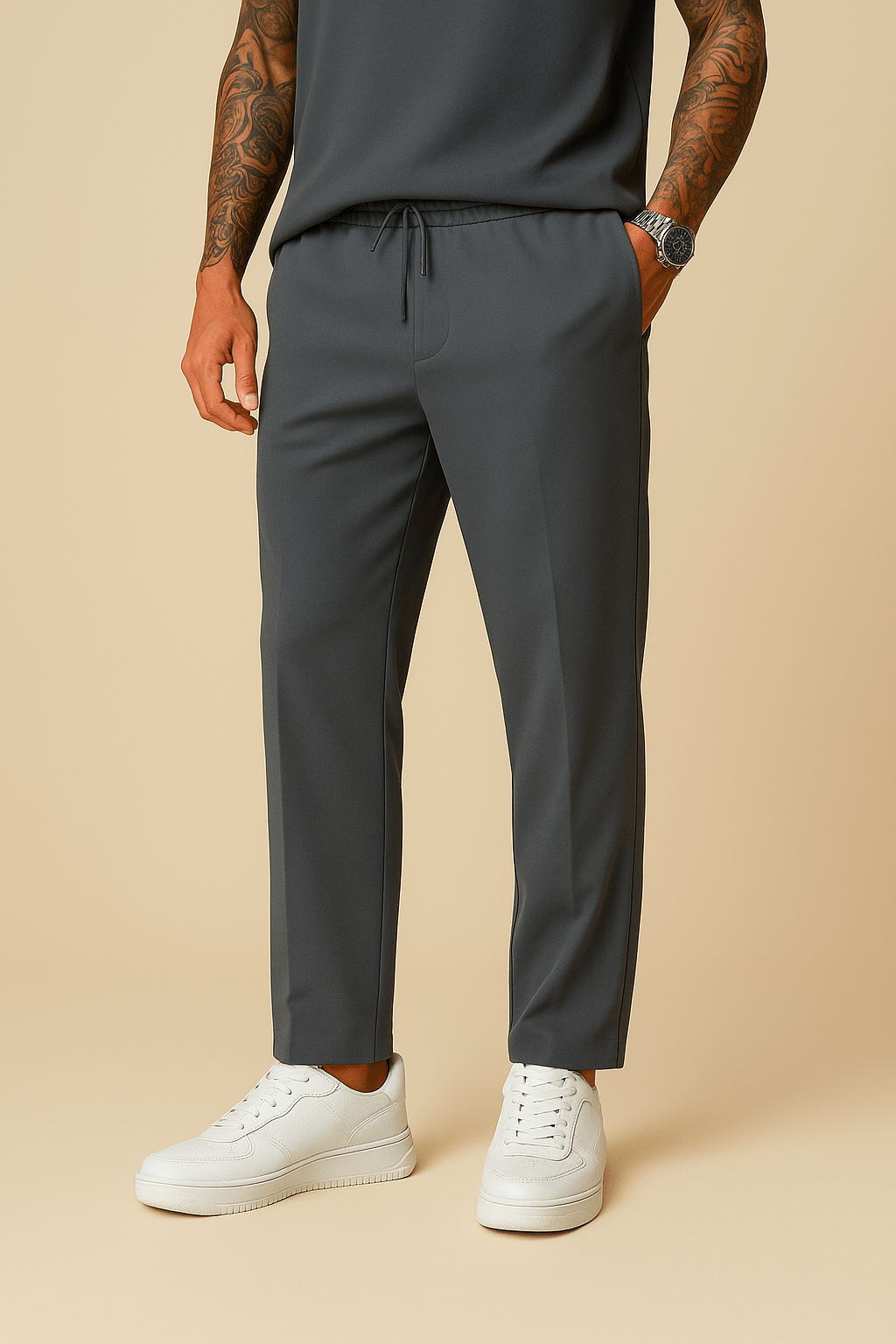Herren Freizeithose in Grau mit weitem Schnitt und elastischem Bund