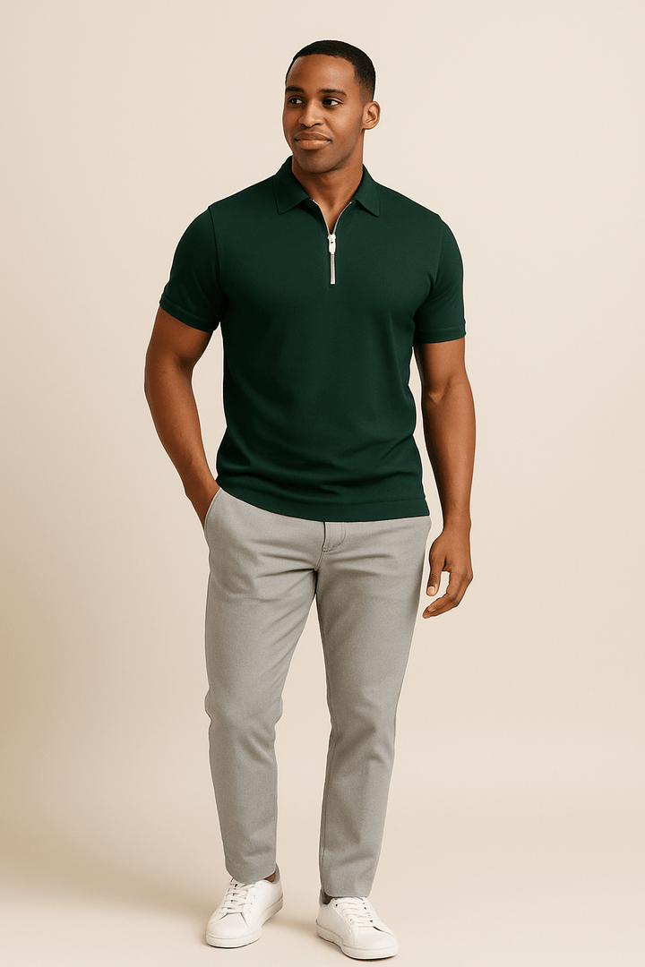 Modische Herrenmode: Slim Fit Poloshirt mit Reißverschluss für sportliche Sommer-Looks
