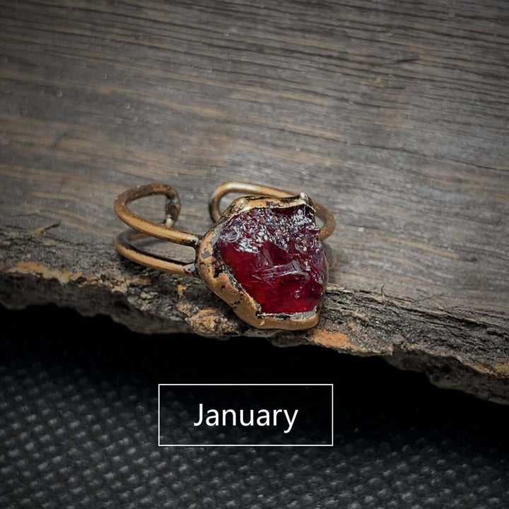 Rohstein-Geburtsring: Unikat-Schmuck