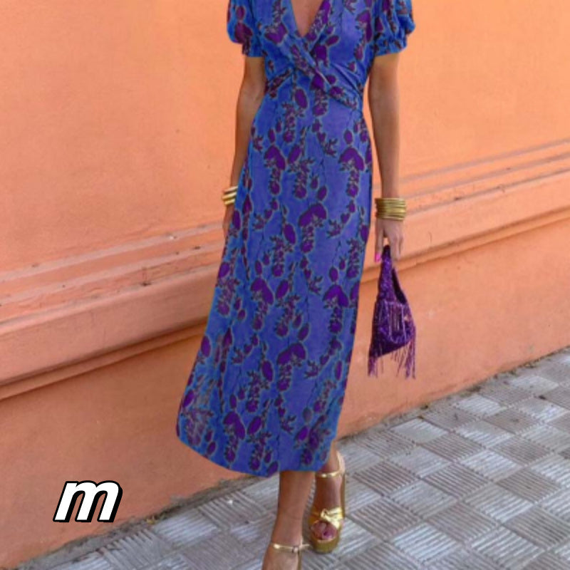 Damenkleid lang fließend mit kurzem Arm und Blumen