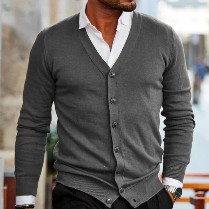"Baumwoll-Casual-Cardigan für Herren, Vorderansicht, zeitloses, elegantes Design, hochwertiges Material, perfekter Sitz."