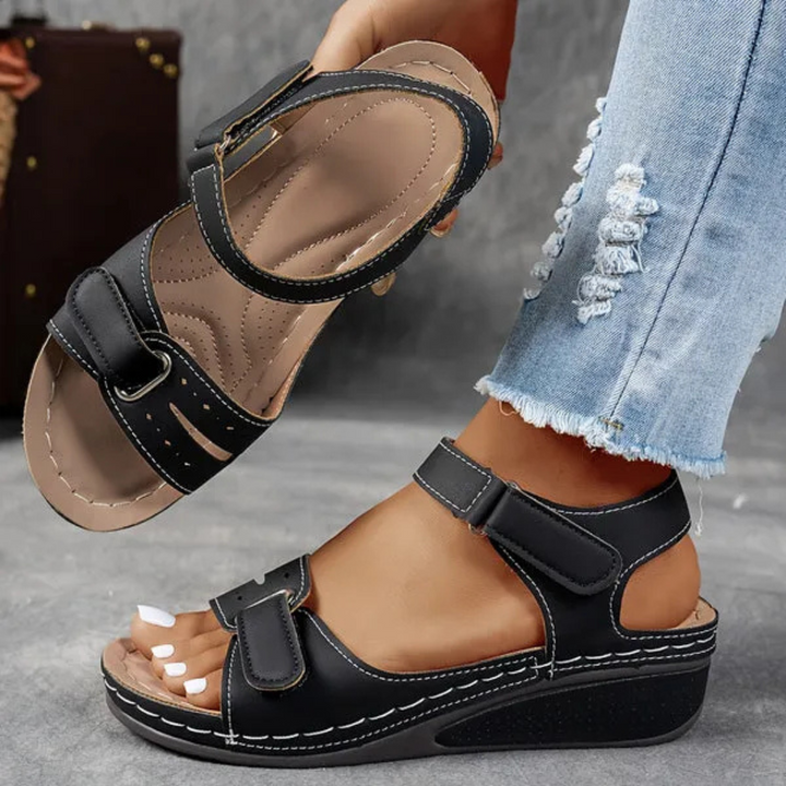 Leichte Damen Sommersandalen mit Fußgewölbeunterstützung, perfekt für Spaziergänge & Freizeitaktivitäten.