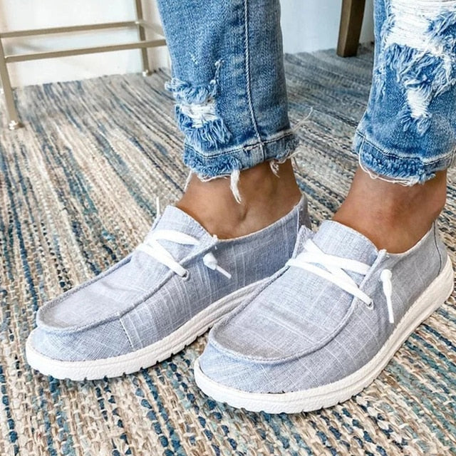 Bequeme Damen Schnürschuhe, stilvoll & vielseitig für Alltag & Freizeit.