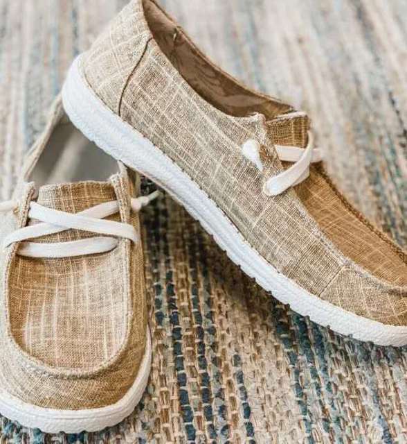 Stylische Damen Schnürschuhe, komfortabel & robust, vielseitig kombinierbar.