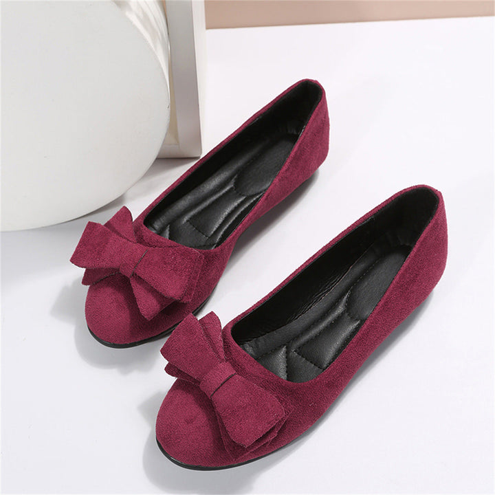 Leichte Slip-On Damen Slipper, sehr bequem mit modischer Schleife. Perfekte Komfortschuhe.