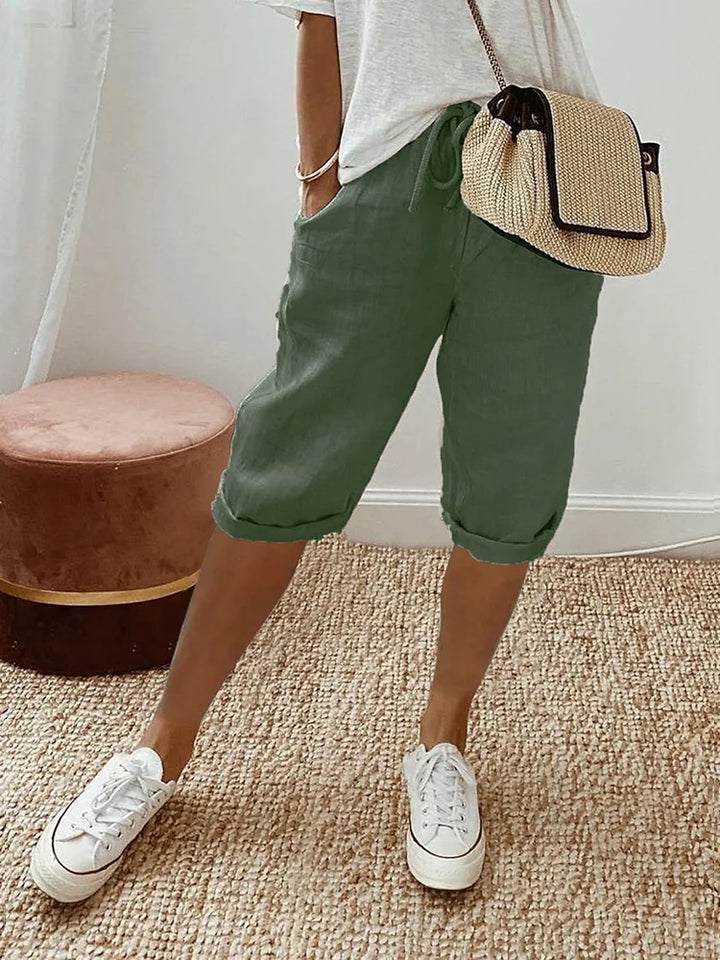 Elastische Damen Sommer Shorts für hohen Tragekomfort. Perfekte kurze Hose für Sport, Freizeit & Urlaub.