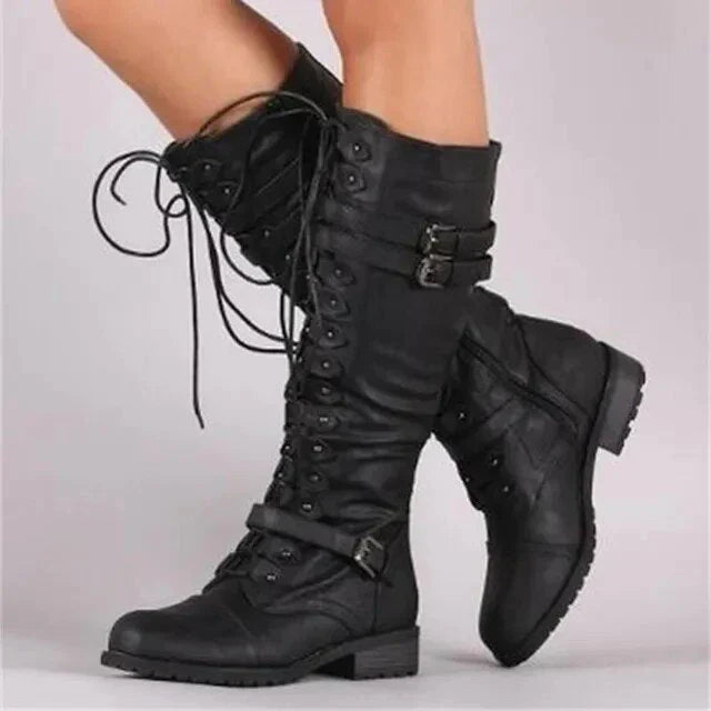 Stylische gelbe flache Damen-Herbststiefel, kniehoch, warm und bequem, mit Schnürdetails. Ideal für den Herbst.