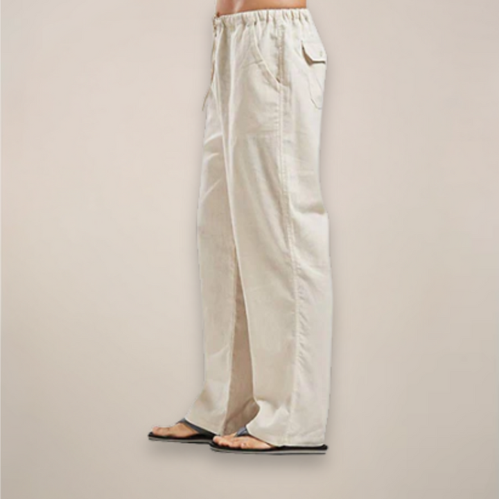 Casual Herrenhose mit praktischem Kordelzug für optimalen Sitz, Relaxed Fit, bequem für Alltag und Freizeit.