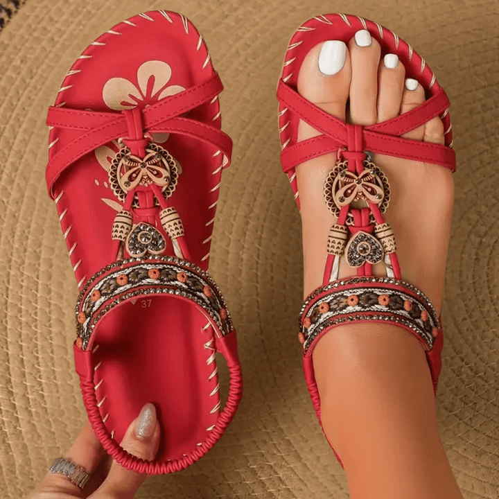 Verstellbare, rutschfeste Damen-Sommersandalen mit orthopädischem Fussbett für optimalen Gehkomfort.