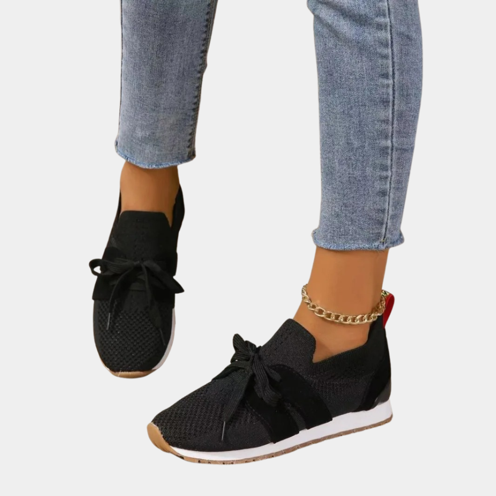 Modische Petra Damen Strickschuhe mit atmungsaktivem Obermaterial und gepolsterter Komfortsohle.