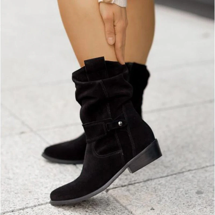 Lässige Slouchy Damenstiefeletten. Bequeme Boots, perfekt kombinierbar für Frühling, Herbst und Winter.