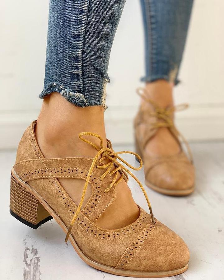 Bequeme & stilvolle Damen Wanderschuhe in modernem Design für Komfort bei Freizeit- & Alltagsaktivitäten.