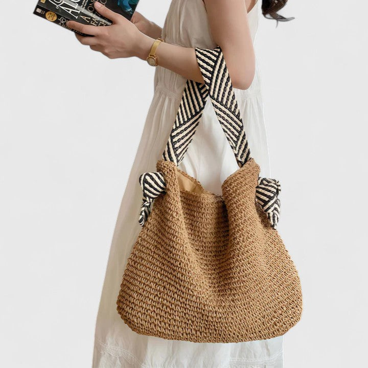 Boho Damen-Schultertasche in Naturbeige/Warmbraun für Freizeit und Alltag.