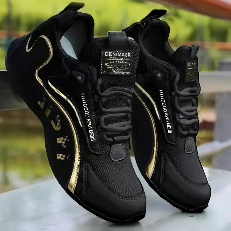 Grau-schwarzer Herren-Sneaker, atmungsaktiv & strapazierfähig, ideal für jeden Tag und jede Aktivität.