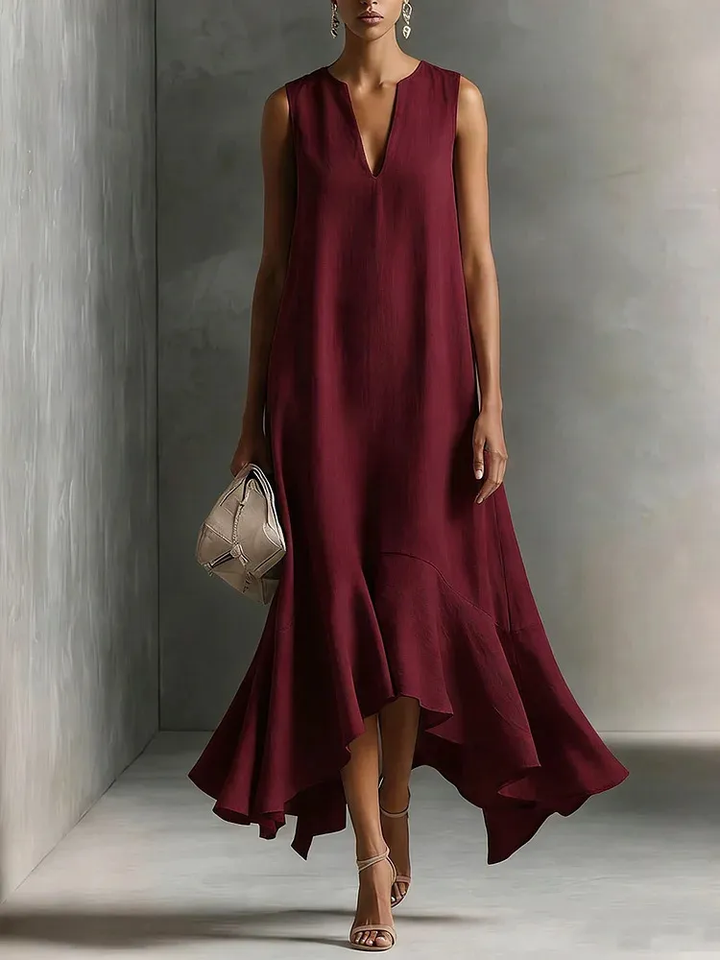 Elegantes Maxikleid für Damen im Detail, Ausschnitt und Schulterpartie