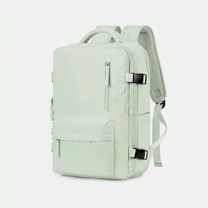 "Cremfarbener geräumiger Reiserucksack, Frauen Accessoire, Vorderansicht, vielseitig mit robustem Design, ideal für Reisen"