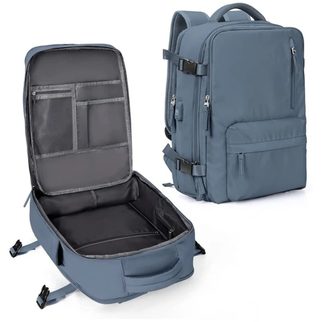 "Cremfarbener geräumiger Reiserucksack, Frauen Accessoire, Vorderansicht, vielseitig mit robustem Design, ideal für Reisen"