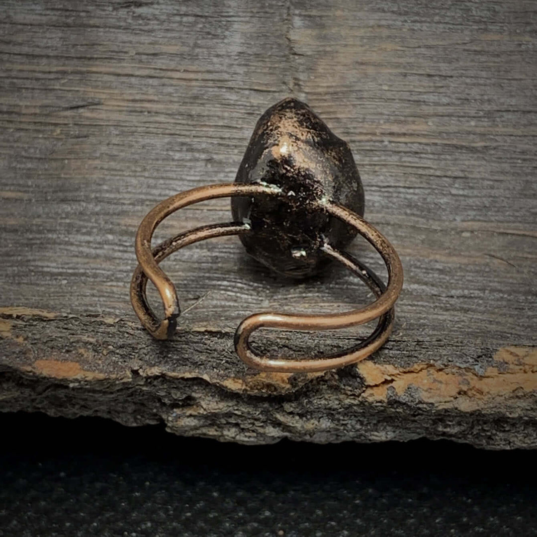 Rohstein-Geburtsring: Unikat-Schmuck