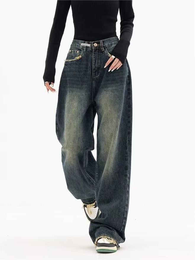 Damen Baggy Boyfriend Jeans im Vintage Look für lässigen Streetwear Style.