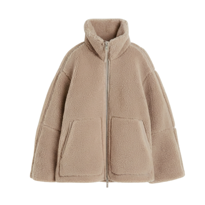 Moderne Damen Reißverschlussjacke mit Stehkragen. Warme & stilvolle Übergangsjacke für Streetwear & Alltagsmode.
