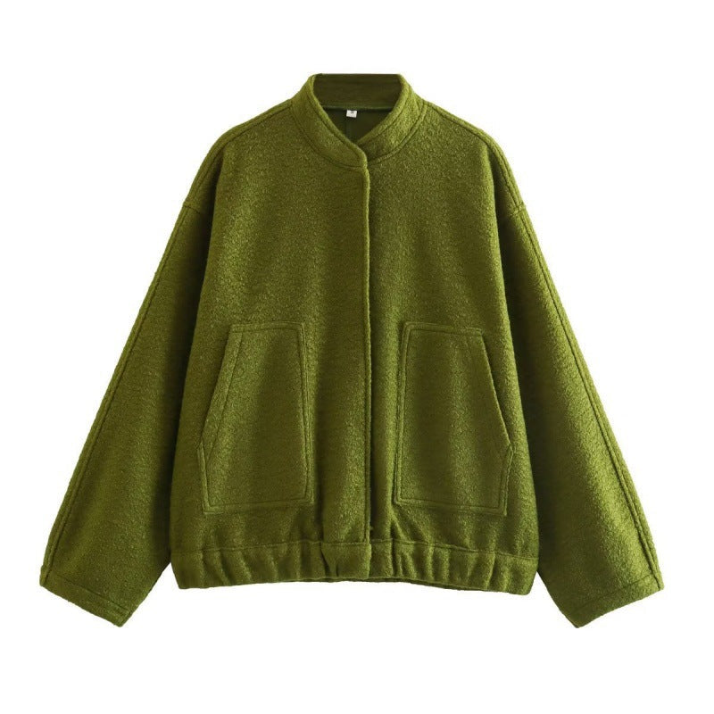 Bequeme und modische Oversized Bomberjacke für Damen, perfekt als Übergangsjacke im Herbst.